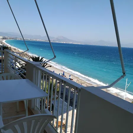 Iris Sunset Appartement *