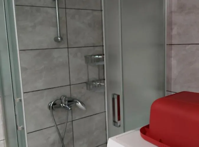 Iris Sunset Loutráki